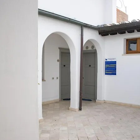 Apartment Casa Aurea Tre Posti Letto A 30 Metri Dal Mare *